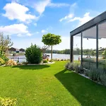 Vila Lakeside Luxury At Penati Golf Sajdikove Humence
