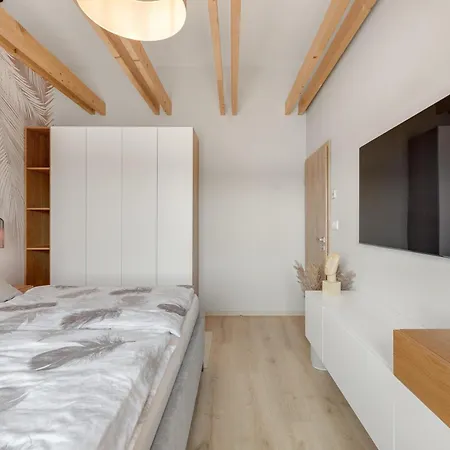 Lakeside Luxury At Penati Golf Villa Sajdikove Humence