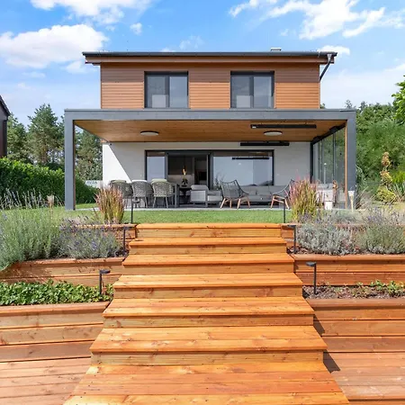 Lakeside Luxury At Penati Golf