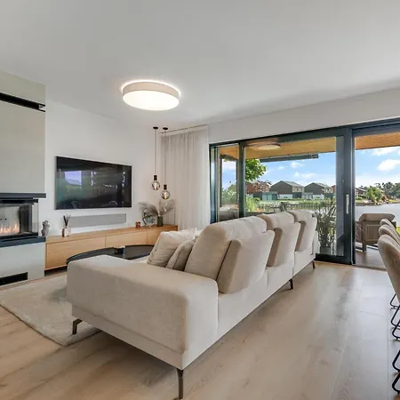 Lakeside Luxury At Penati Golf