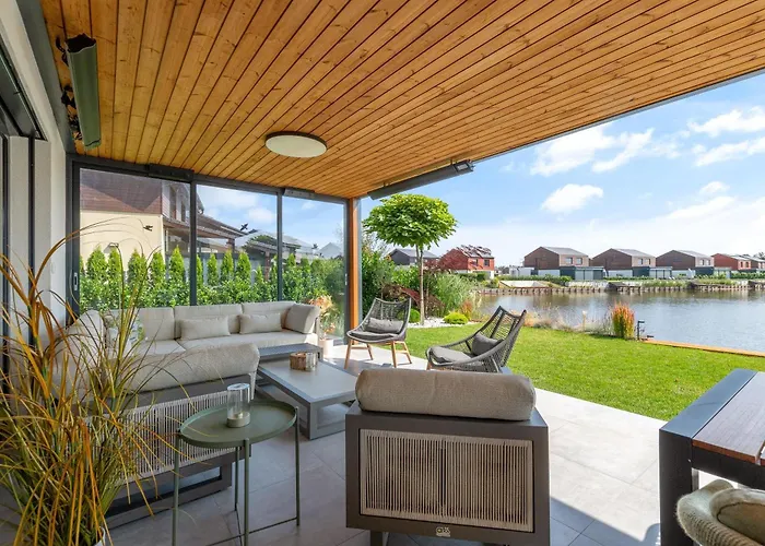 Villa Lakeside Luxury At Penati Golf