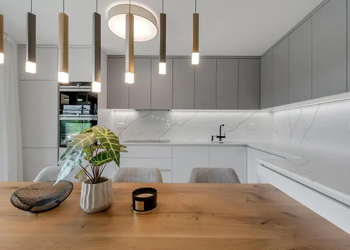 Villa Lakeside Luxury At Penati Golf