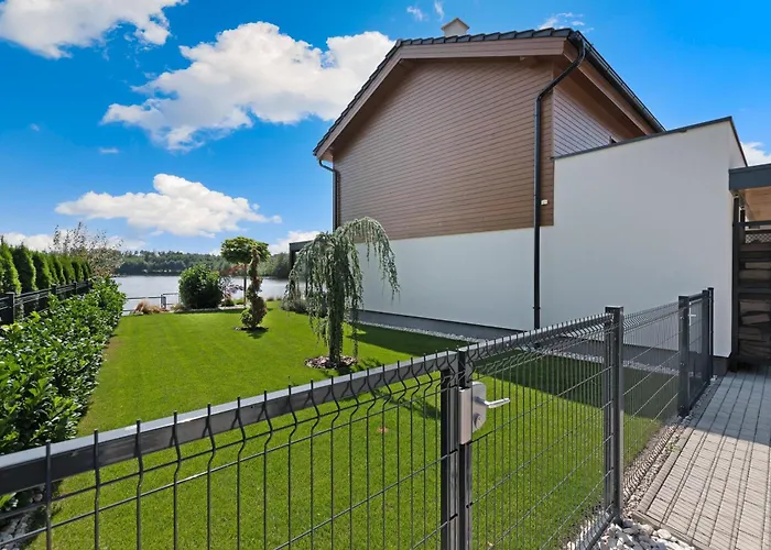 Lakeside Luxury At Penati Golf Villa *